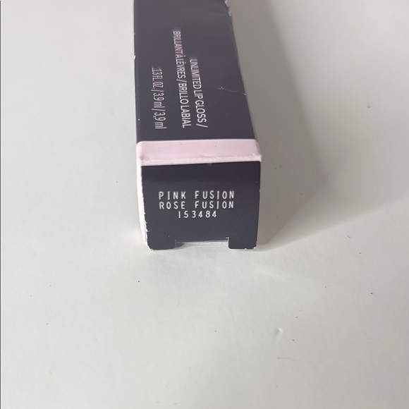 Mary Kay Pink Fusion LipGloss - Picture 3 of 3